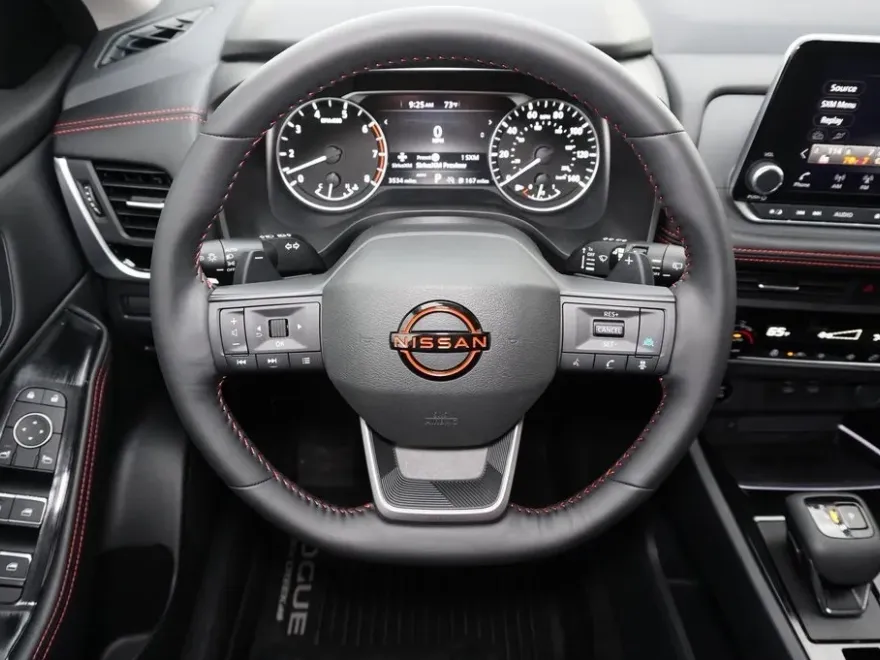 2025 Nissan Rogue SV photo 1