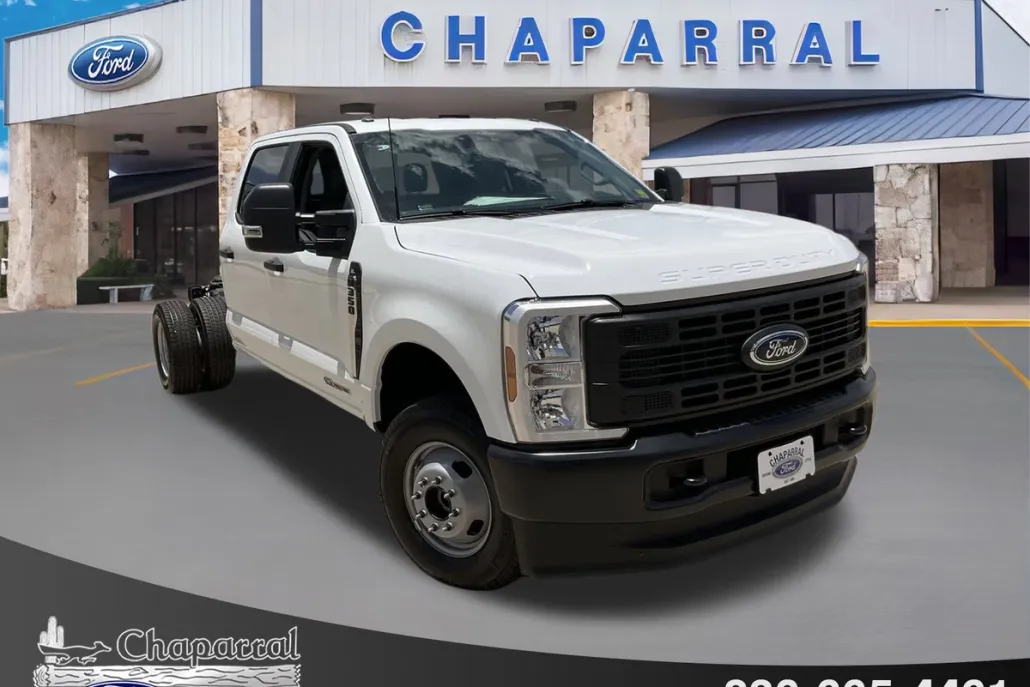 2025 Ford F-350 XL photo 1