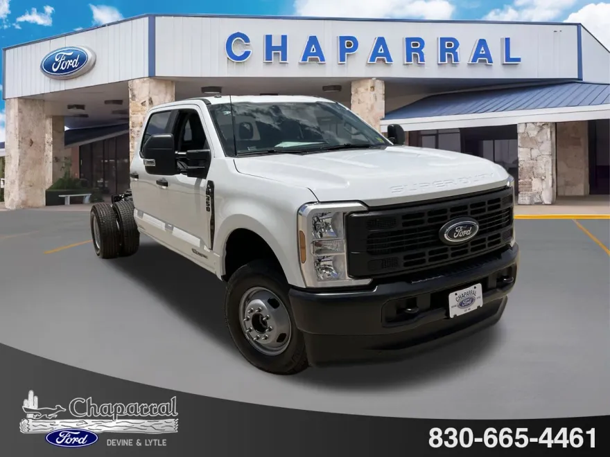 2025 Ford F-350 XL photo 1