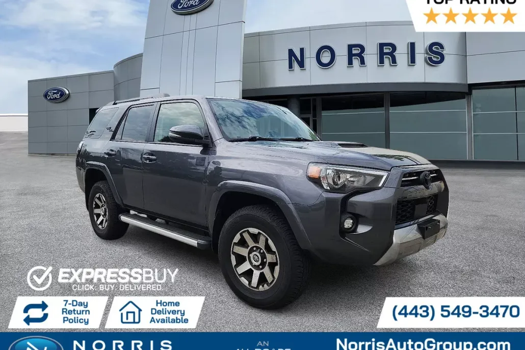 2023 Toyota 4Runner TRD Off-Road Premium photo 1