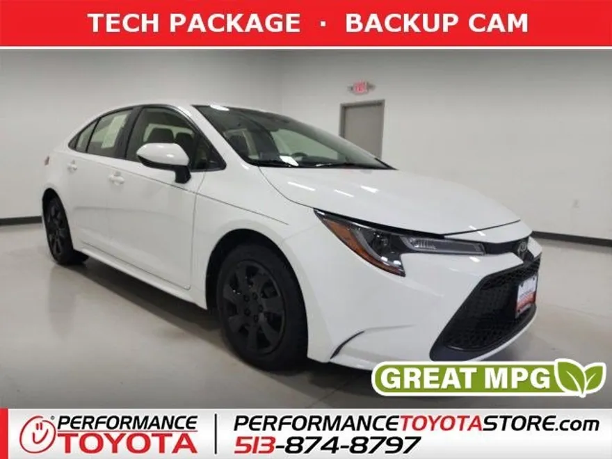 2020 Toyota Corolla LE photo 1