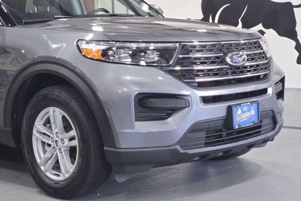 2022 Ford Explorer XLT photo 1