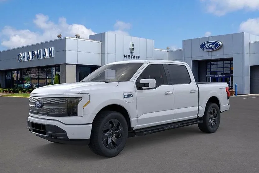 2025 Ford F-150 Lightning Lariat photo 1