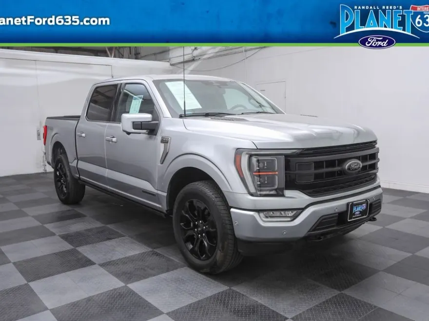 2023 Ford F-150 Platinum photo 1