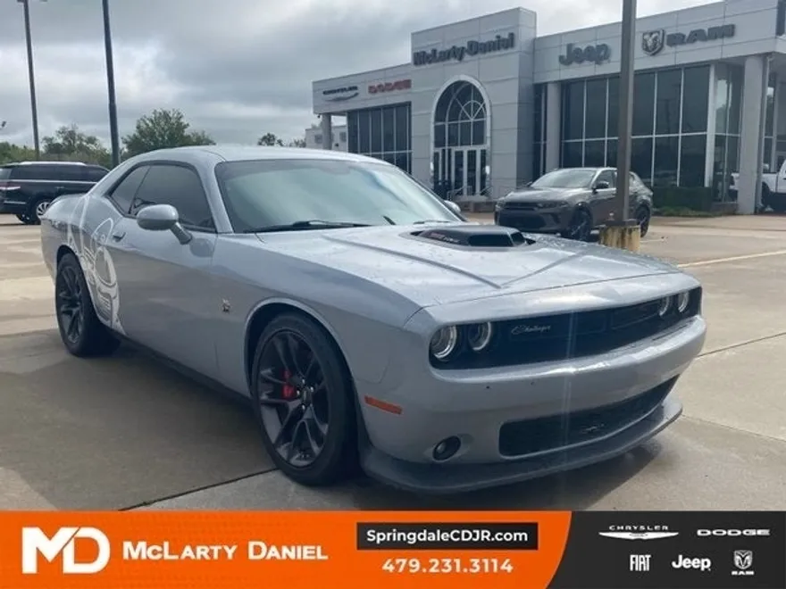2022 Dodge Challenger R/T Scat Pack photo 1