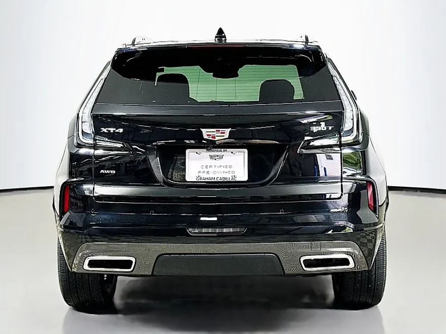 2024 Cadillac XT4 Sport photo 1