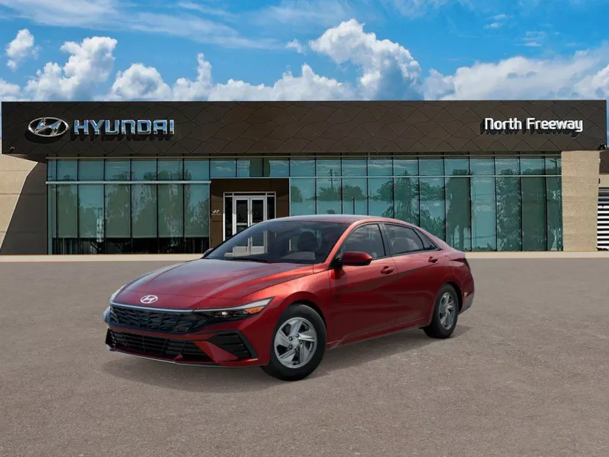 2025 Hyundai Elantra SE photo 1