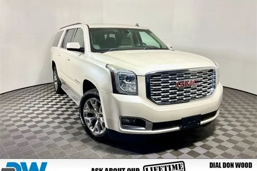 2015 Gmc Yukon XL SLT photo 1