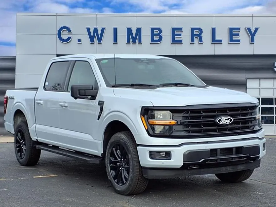 2025 Ford F-150 XLT photo 1