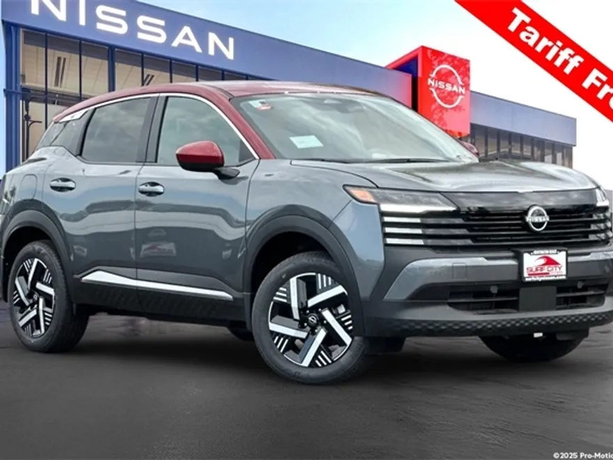 2025 Nissan Kicks SV photo 1