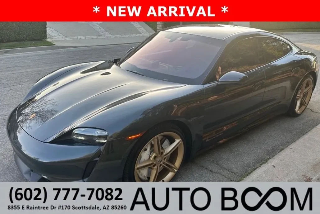 2020 Porsche Taycan Turbo photo 1