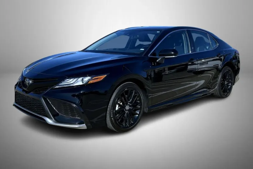 2023 Toyota Camry XSE photo 1