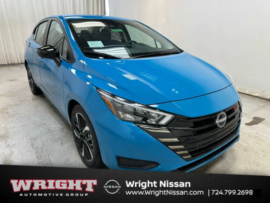 2025 Nissan Versa 1.6 SR photo 1