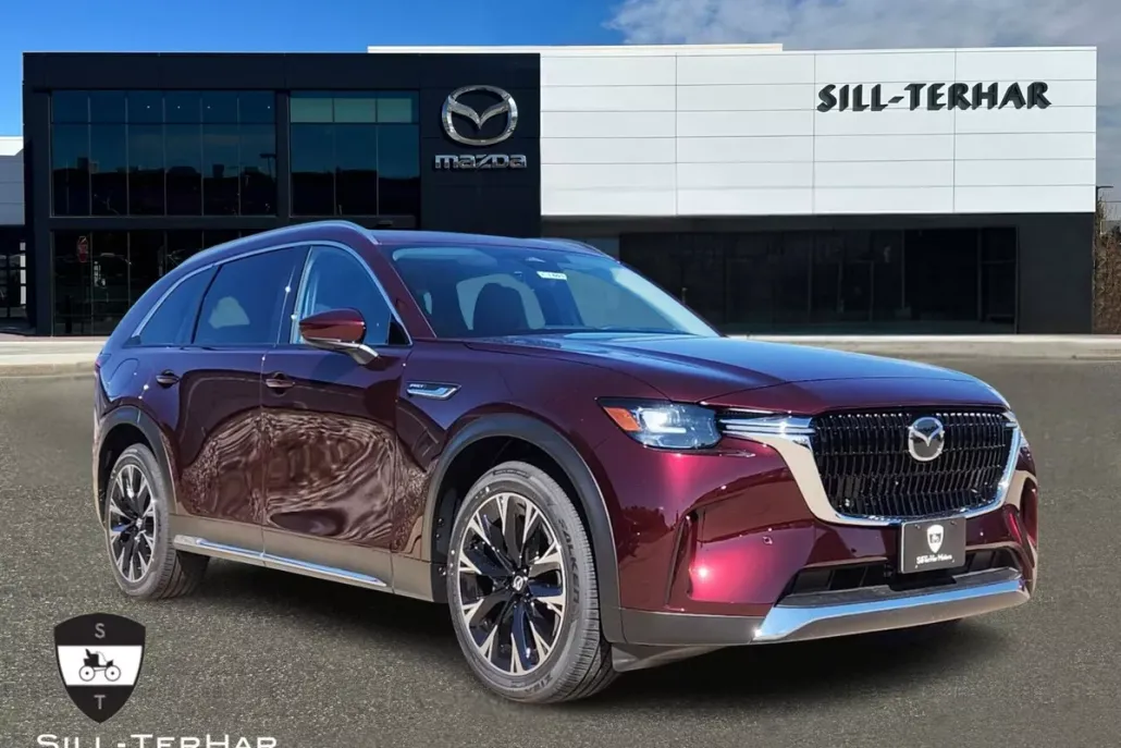 2024 Mazda CX-90 Premium photo 1