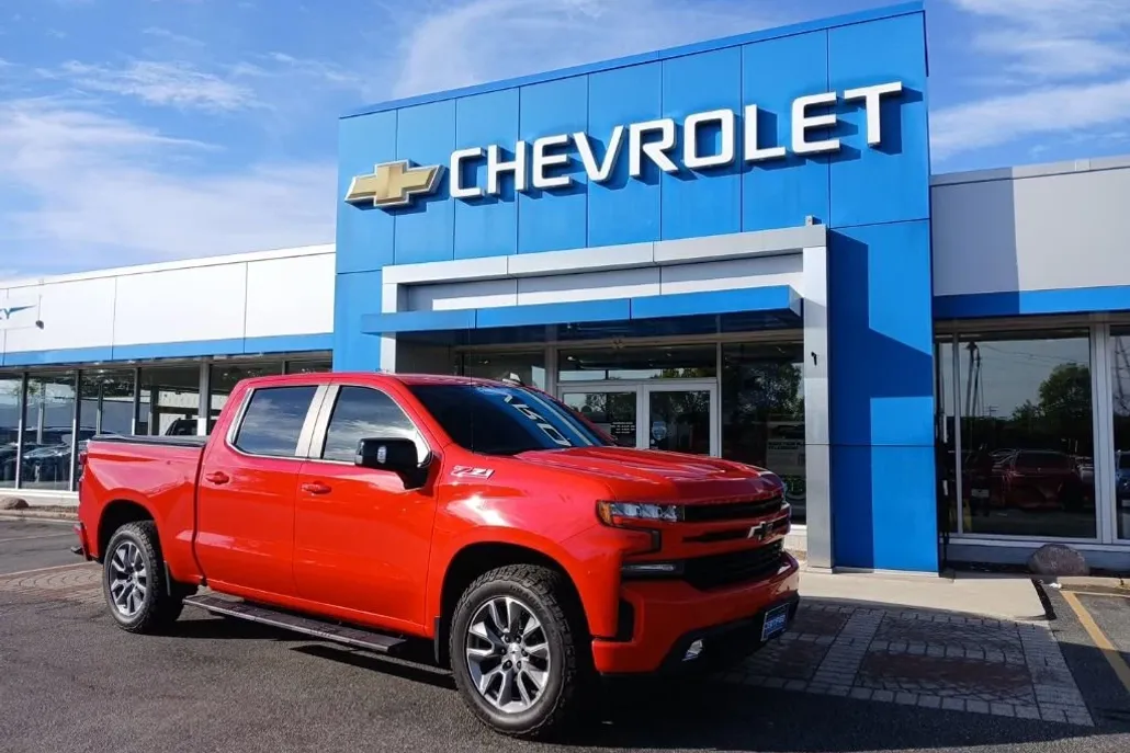 2021 Chevrolet Silverado 1500 RST photo 1
