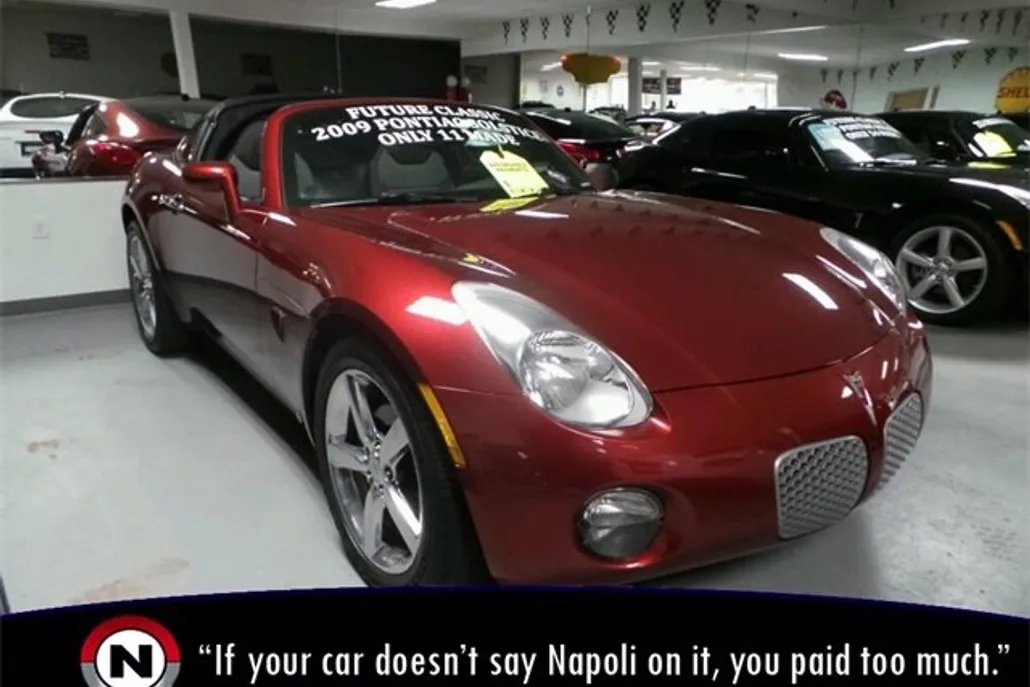 2009 Pontiac Solstice Base photo 1