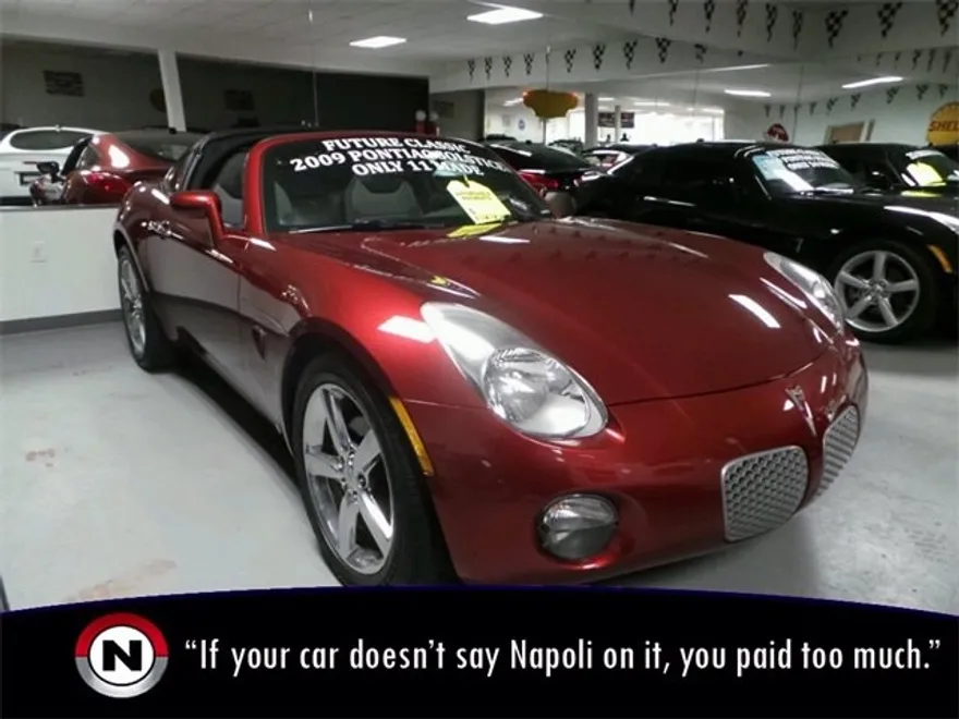 2009 Pontiac Solstice Base photo 1