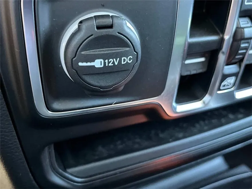2022 Jeep Wrangler Unlimited Willys photo 31