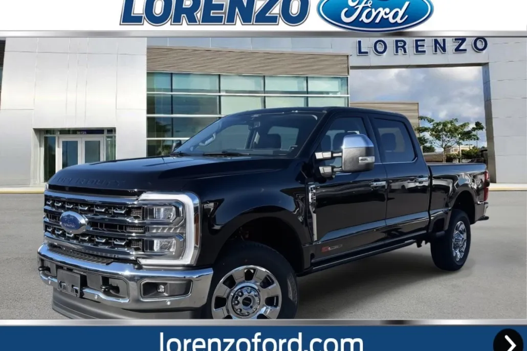 2025 Ford F-350 Lariat photo 1