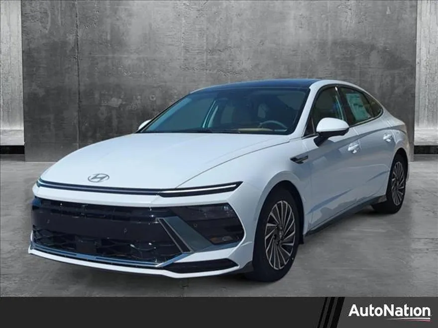 2025 Hyundai Sonata Hybrid Limited photo 1