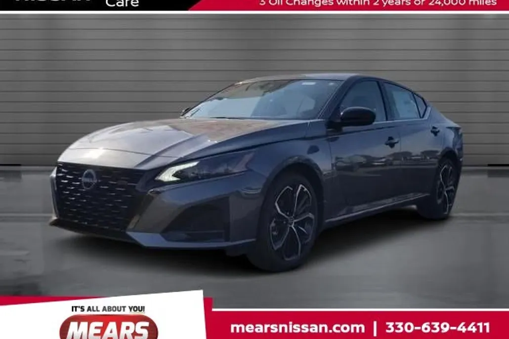 2025 Nissan Altima 2.5 SR photo 1
