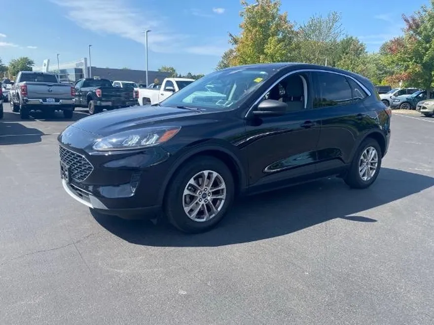 2022 Ford Escape SE photo 1