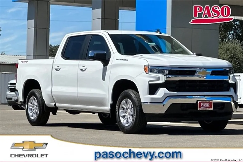 2026 Chevrolet Silverado 1500 LT photo 1