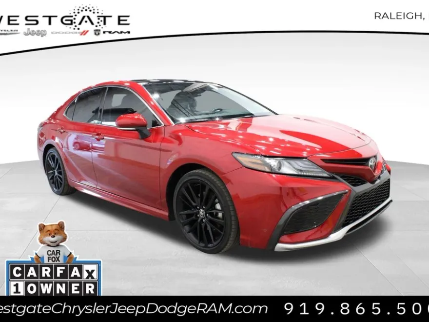 2023 Toyota Camry XSE V6 photo 1
