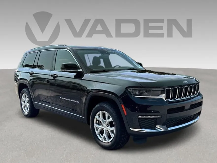 2023 Jeep Grand Cherokee Limited photo 1