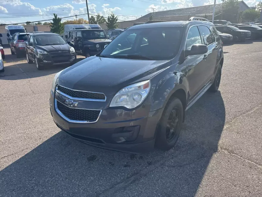 2015 Chevrolet Equinox LT photo 1