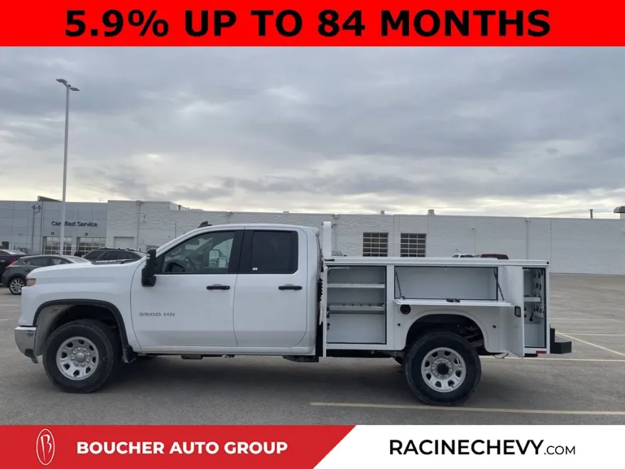2024 Chevrolet Silverado 3500HD photo 1