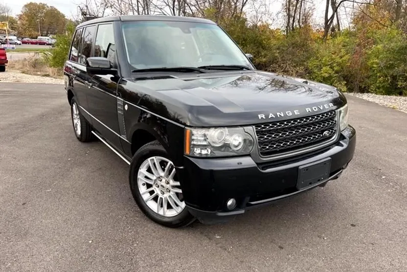 2011 Land Rover Range Rover HSE photo 1