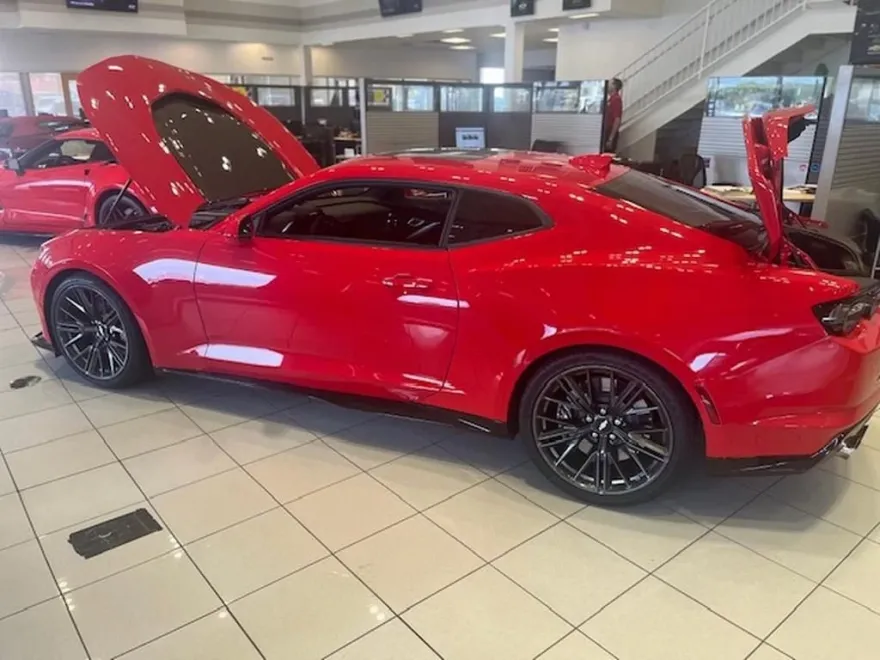 2019 Chevrolet Camaro ZL1 photo 1