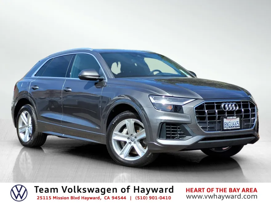 2019 Audi Q8 Premium photo 1