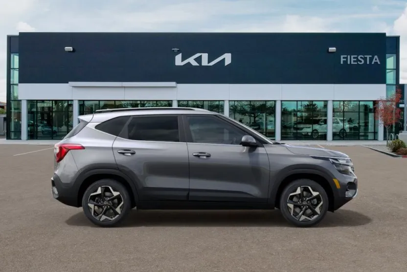 2025 Kia Seltos EX photo 1