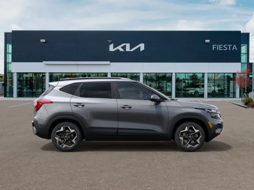 2025 Kia Seltos EX photo 1