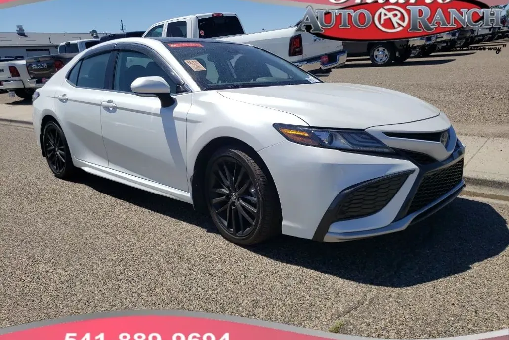 2023 Toyota Camry XSE photo 1