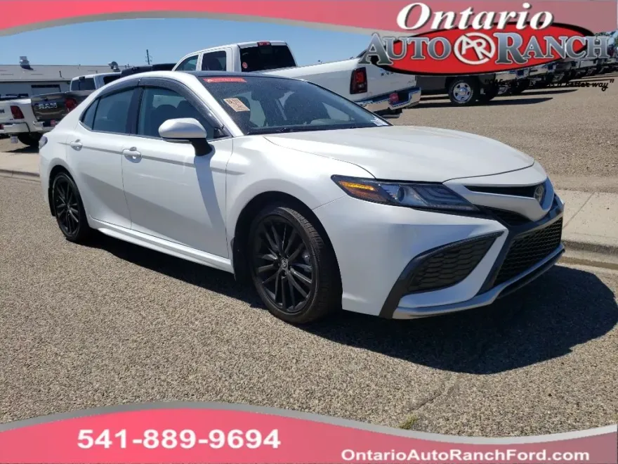 2023 Toyota Camry XSE photo 1