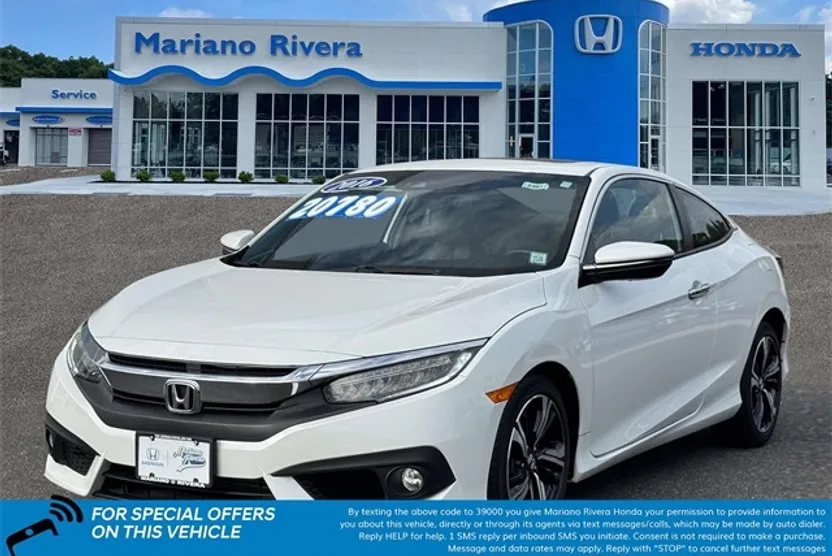 2016 Honda Civic Touring photo 1