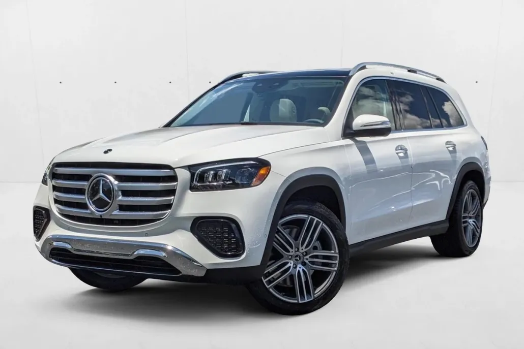 2024 Mercedes Benz GLS 450 4MATIC photo 1