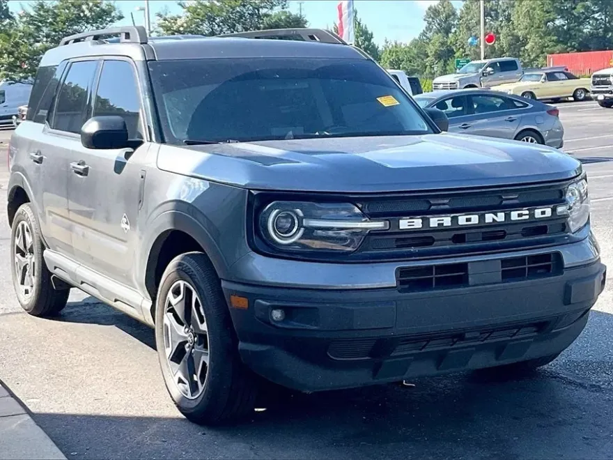 2023 Ford Bronco Sport Outer Banks photo 1