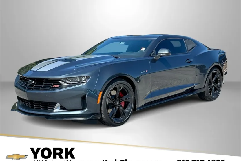 2022 Chevrolet Camaro LT1 photo 1