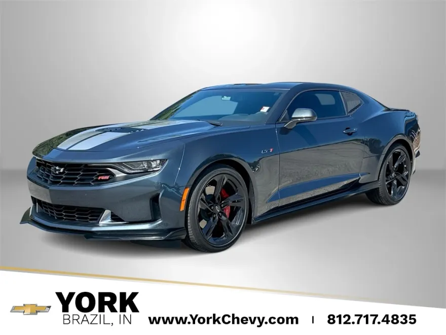 2022 Chevrolet Camaro LT1 photo 1