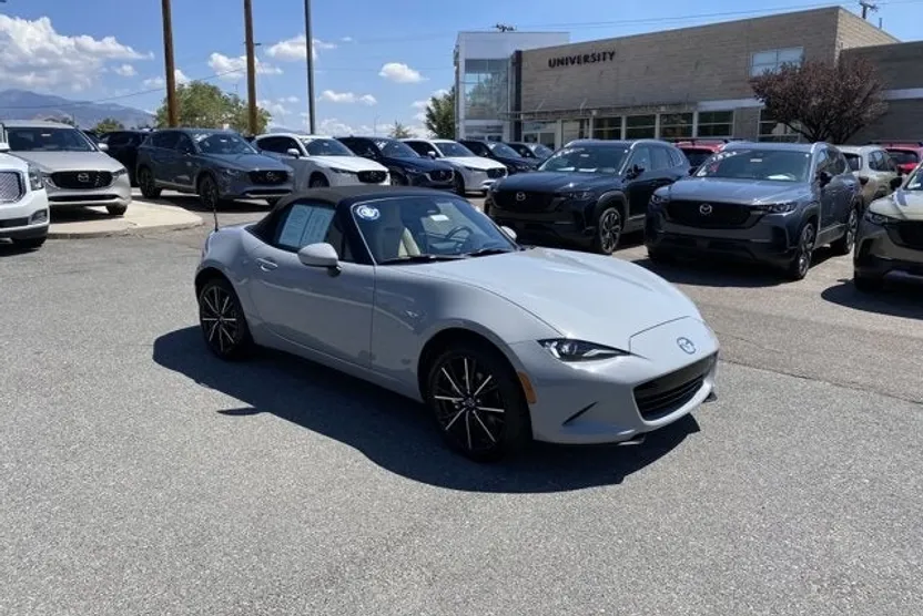 2024 Mazda MX-5 Miata Miata Grand Touring photo 1