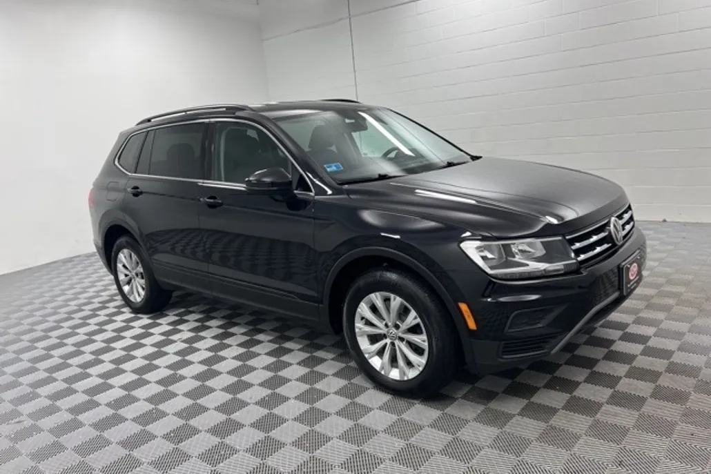 2019 Volkswagen Tiguan SE photo 1