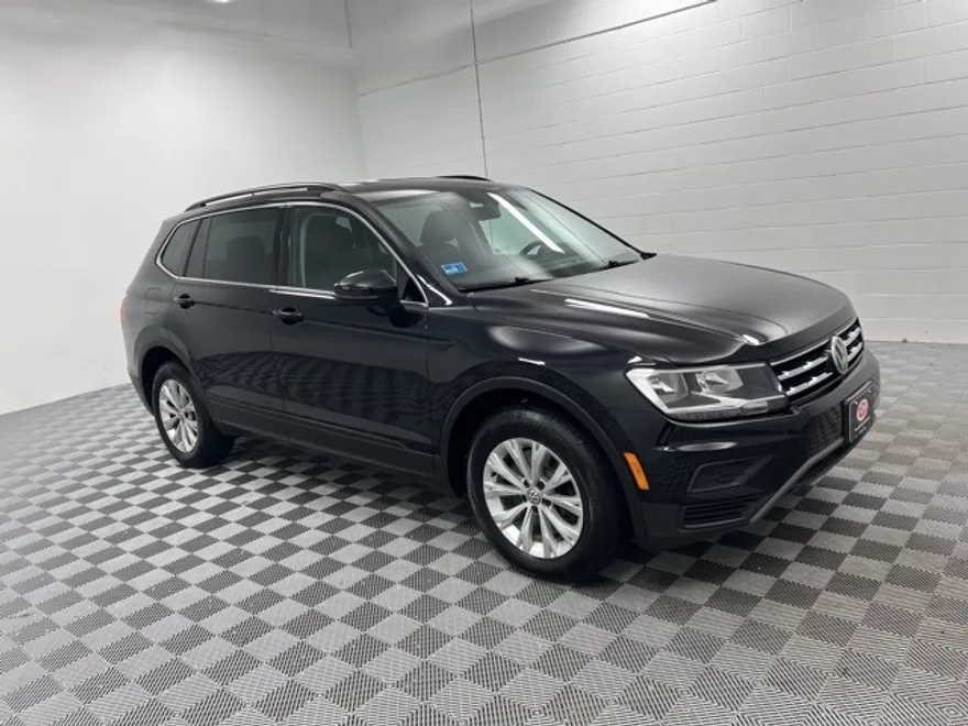 2019 Volkswagen Tiguan SE photo 1
