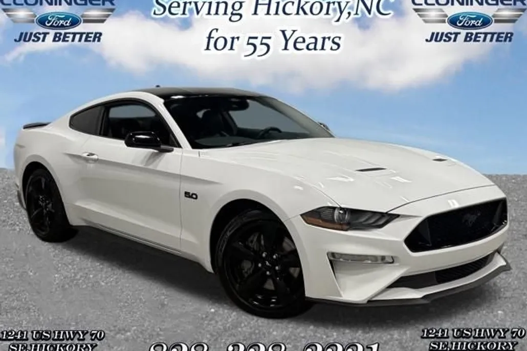 2022 Ford Mustang GT Premium photo 1