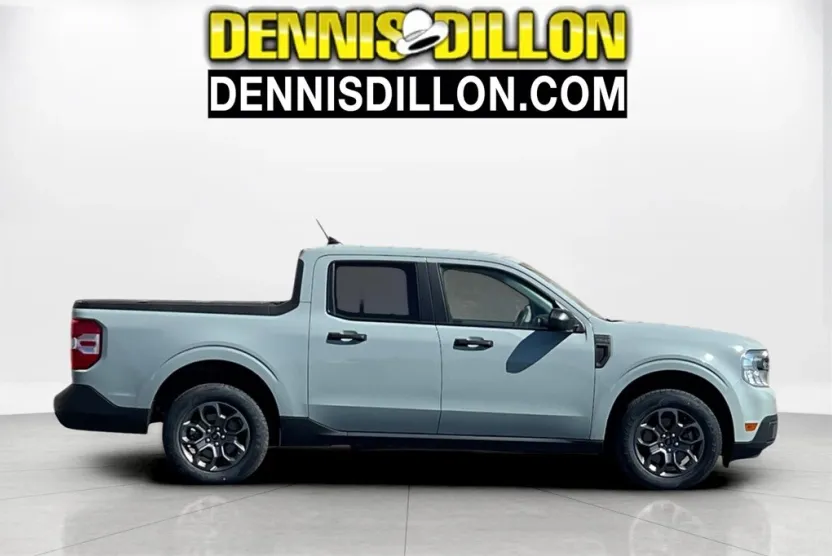 2024 Ford Maverick XLT photo 1