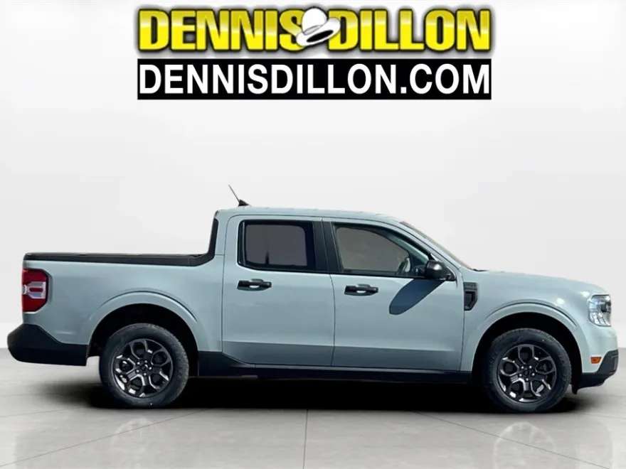 2024 Ford Maverick XLT photo 1