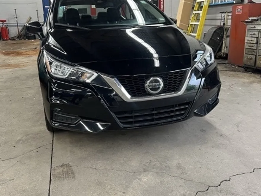 2022 Nissan Versa 1.6 SV photo 1